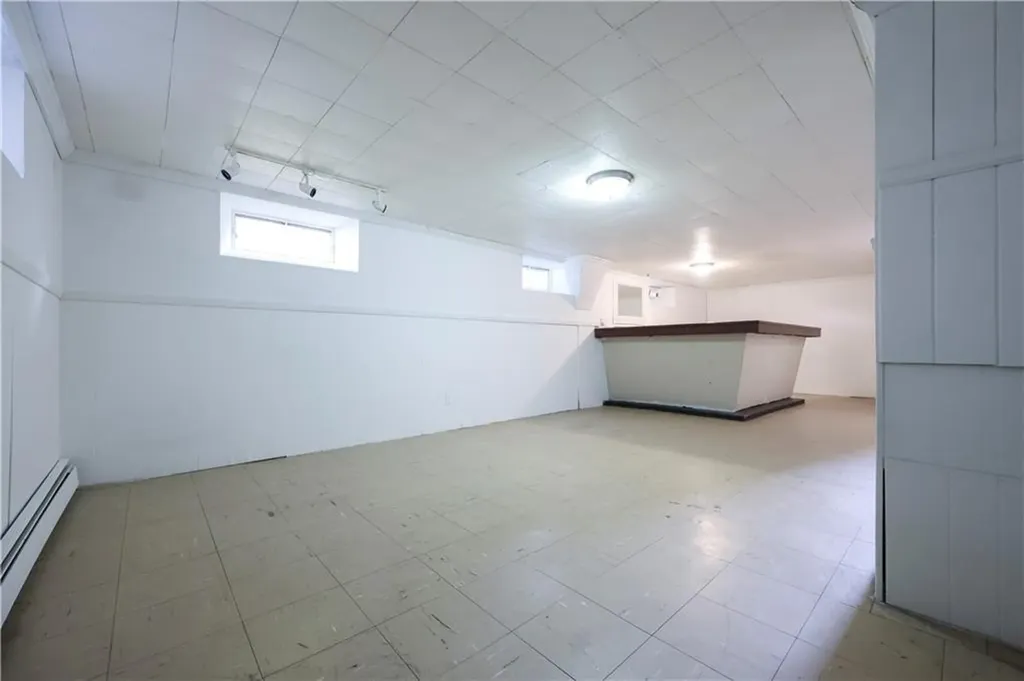83 Vincent Avenue North Providence RI 02904
