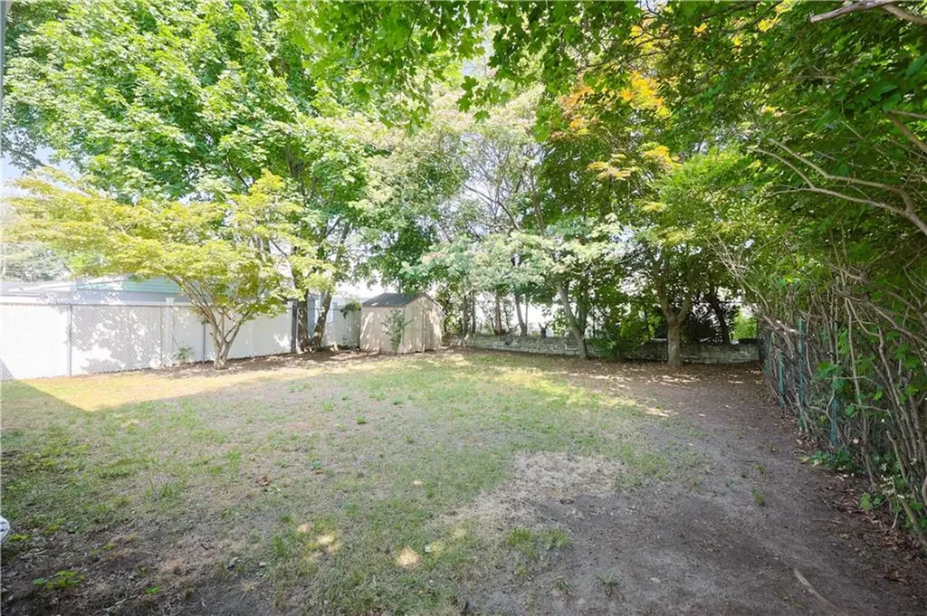 83 Vincent Avenue North Providence RI 02904