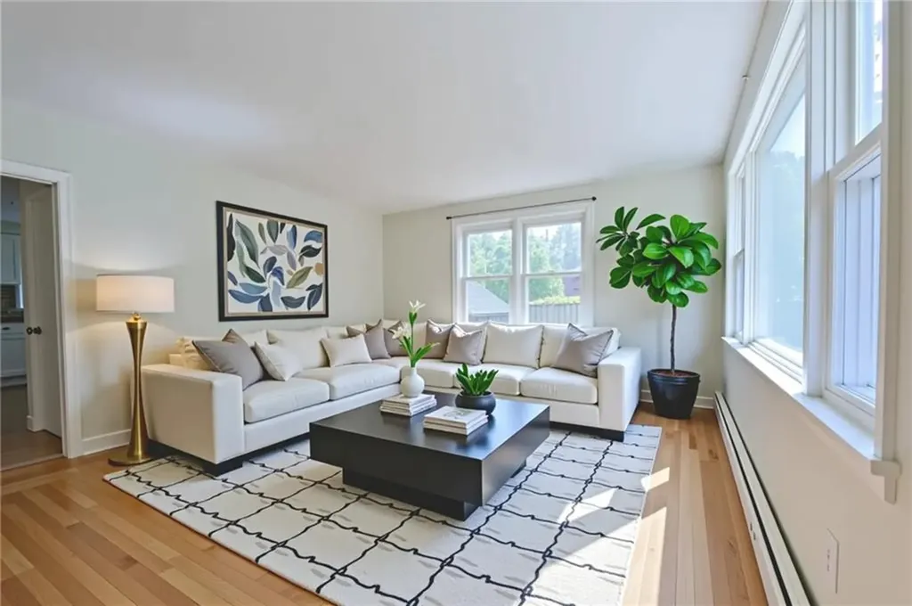 83 Vincent Avenue North Providence RI 02904