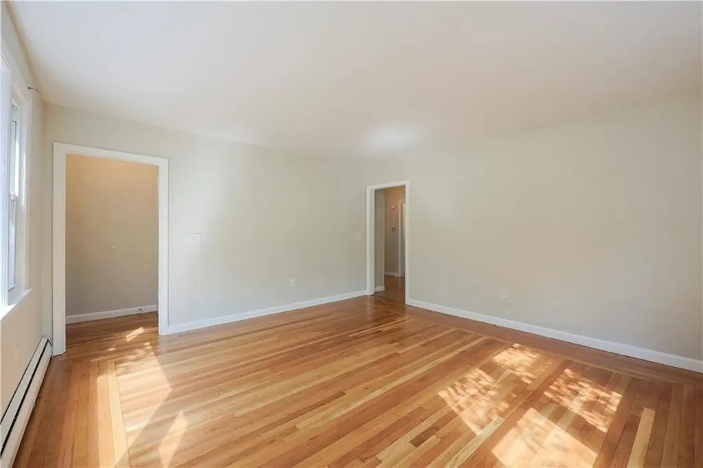 83 Vincent Avenue North Providence RI 02904