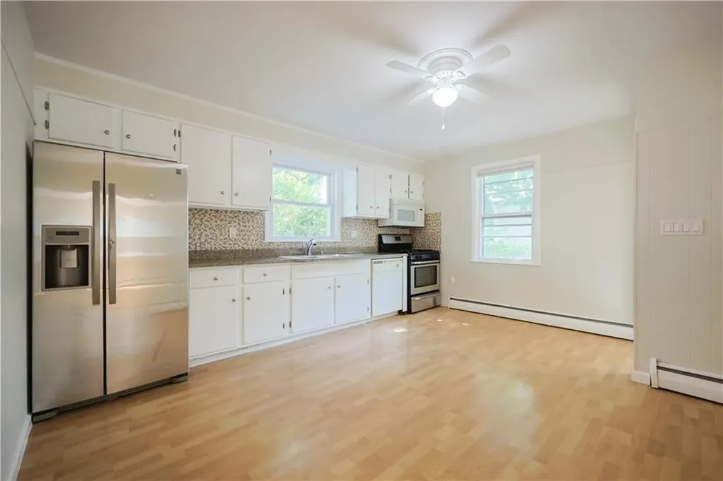 83 Vincent Avenue North Providence RI 02904