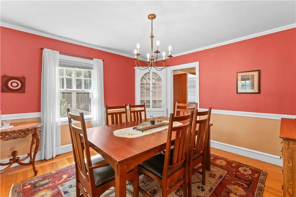 237 Highland Avenue Warwick RI 02886