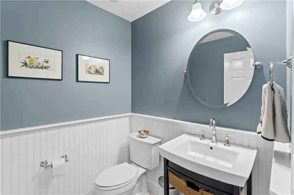 237 Highland Avenue Warwick RI 02886