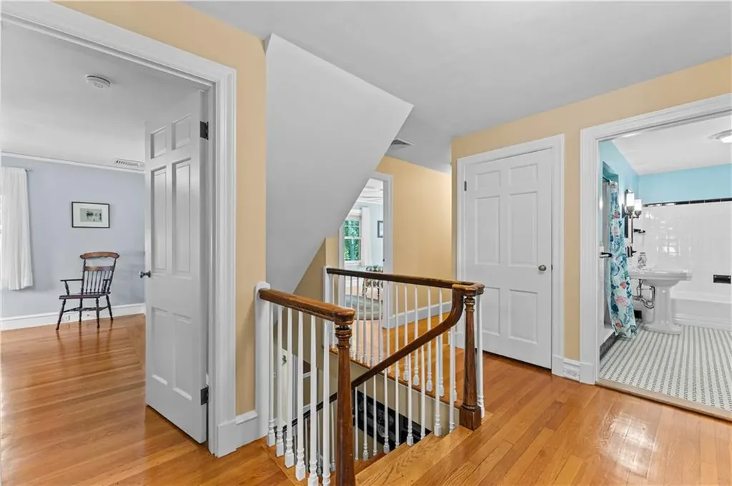 237 Highland Avenue Warwick RI 02886