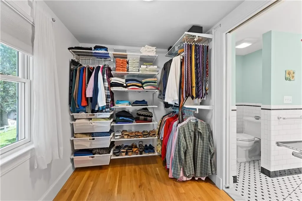 237 Highland Avenue Warwick RI 02886
