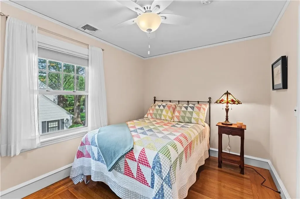237 Highland Avenue Warwick RI 02886