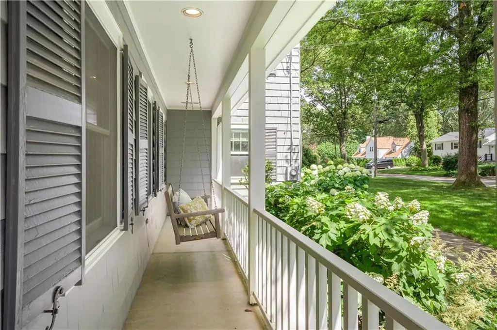 237 Highland Avenue Warwick RI 02886