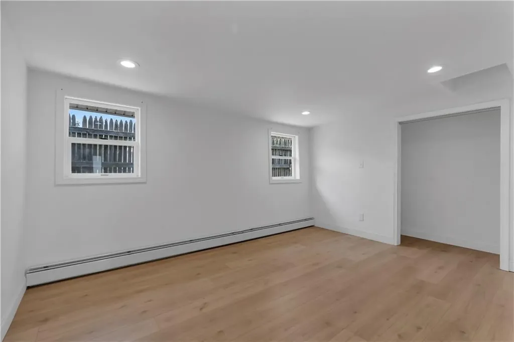 15 17 Maplewood Avenue Warwick RI 02889