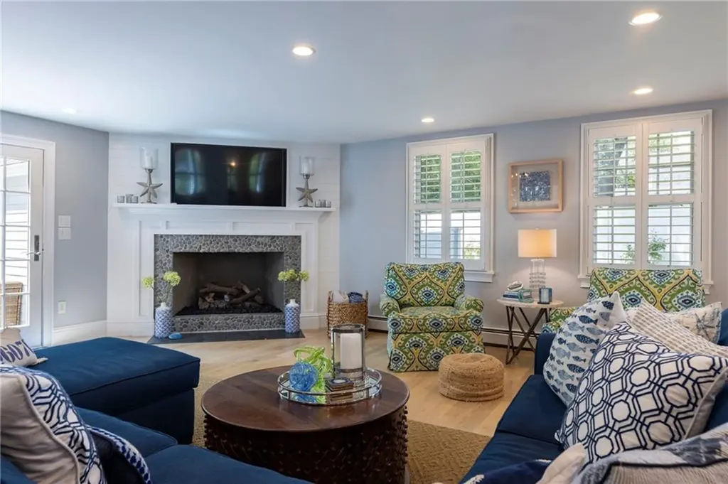 69 Verdi Road Westerly RI 02891