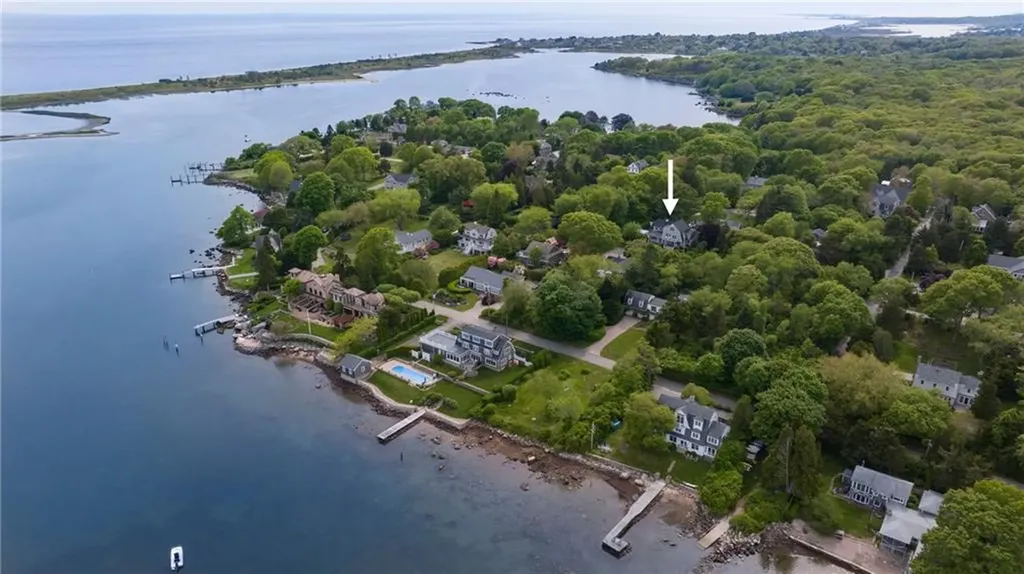 69 Verdi Road Westerly RI 02891