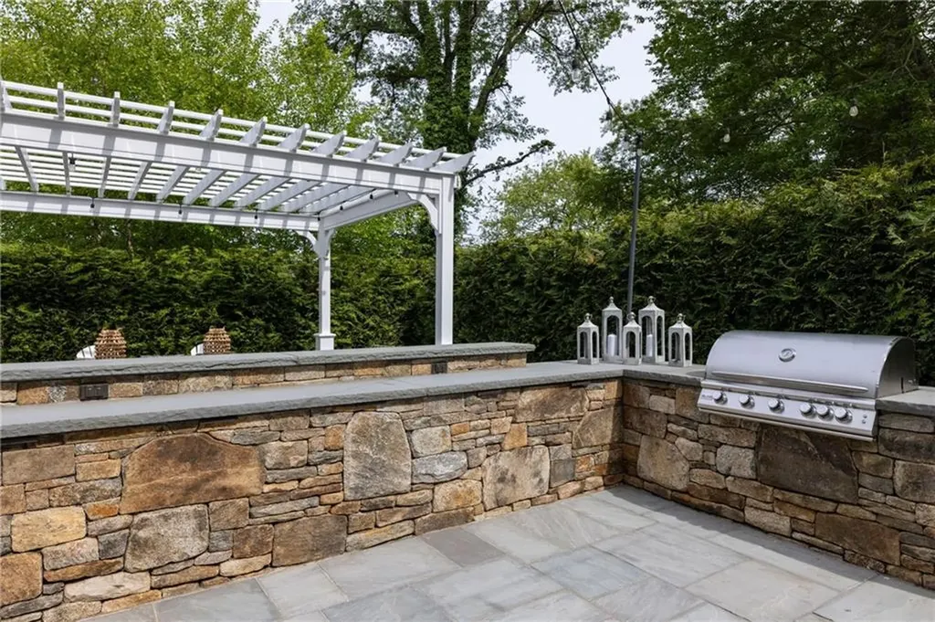 69 Verdi Road Westerly RI 02891
