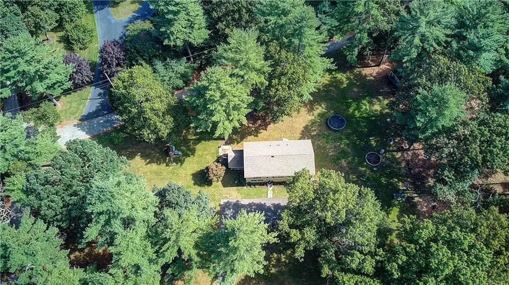 231 Shady Valley Road Coventry RI 02816