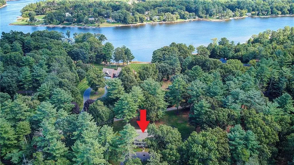 231 Shady Valley Road Coventry RI 02816