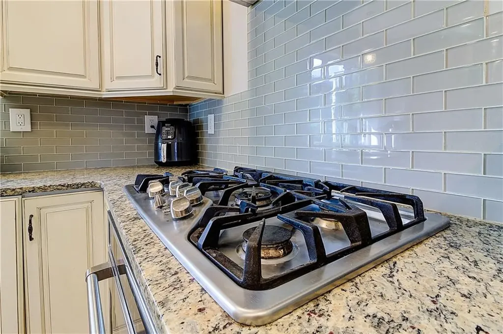 231 Shady Valley Road Coventry RI 02816