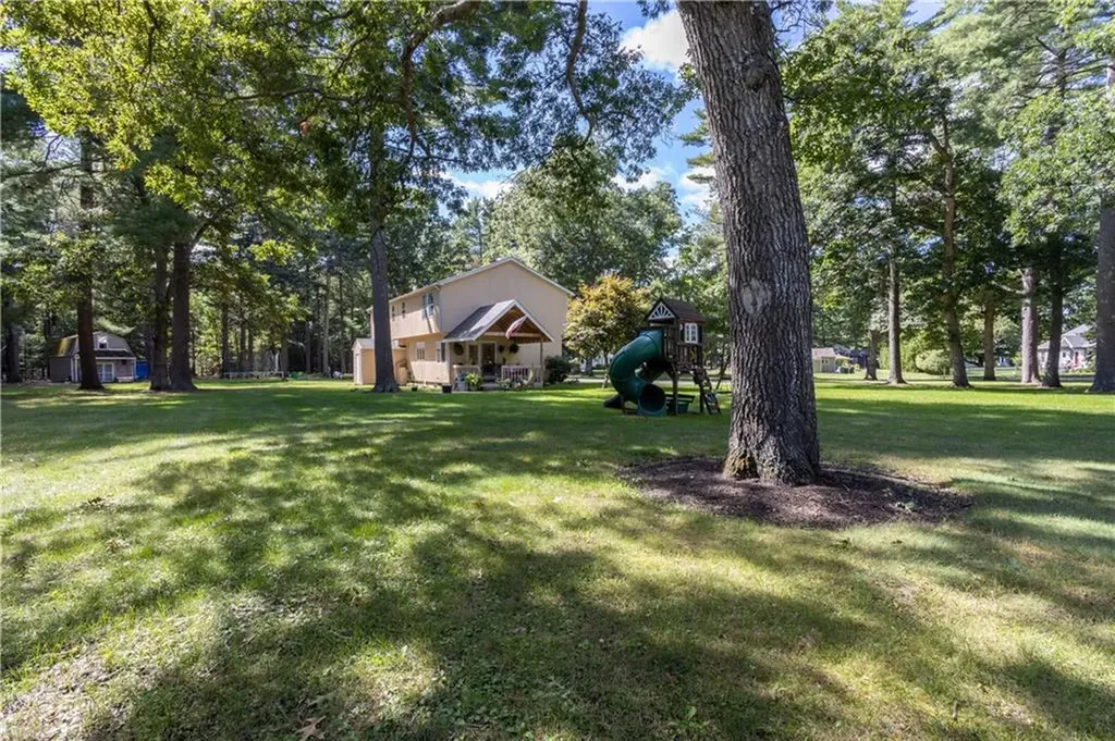 231 Shady Valley Road Coventry RI 02816