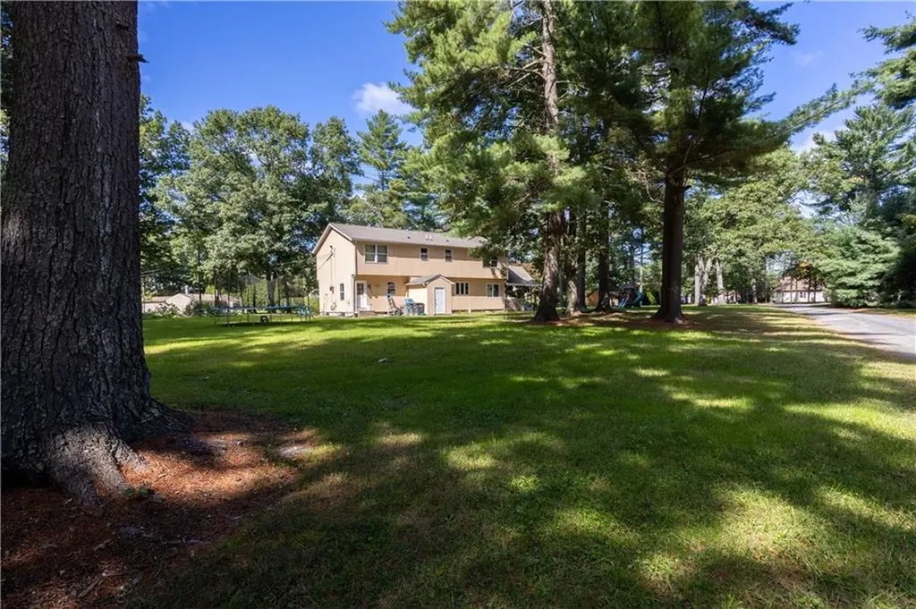 231 Shady Valley Road Coventry RI 02816