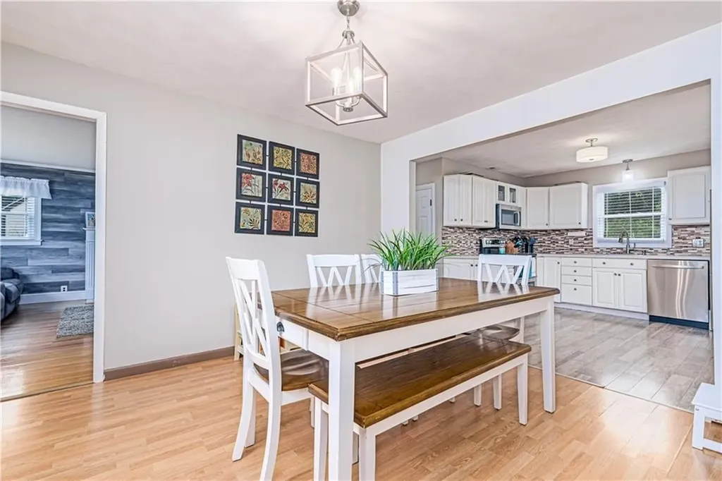 50 Hopedale Drive West Warwick RI 02893