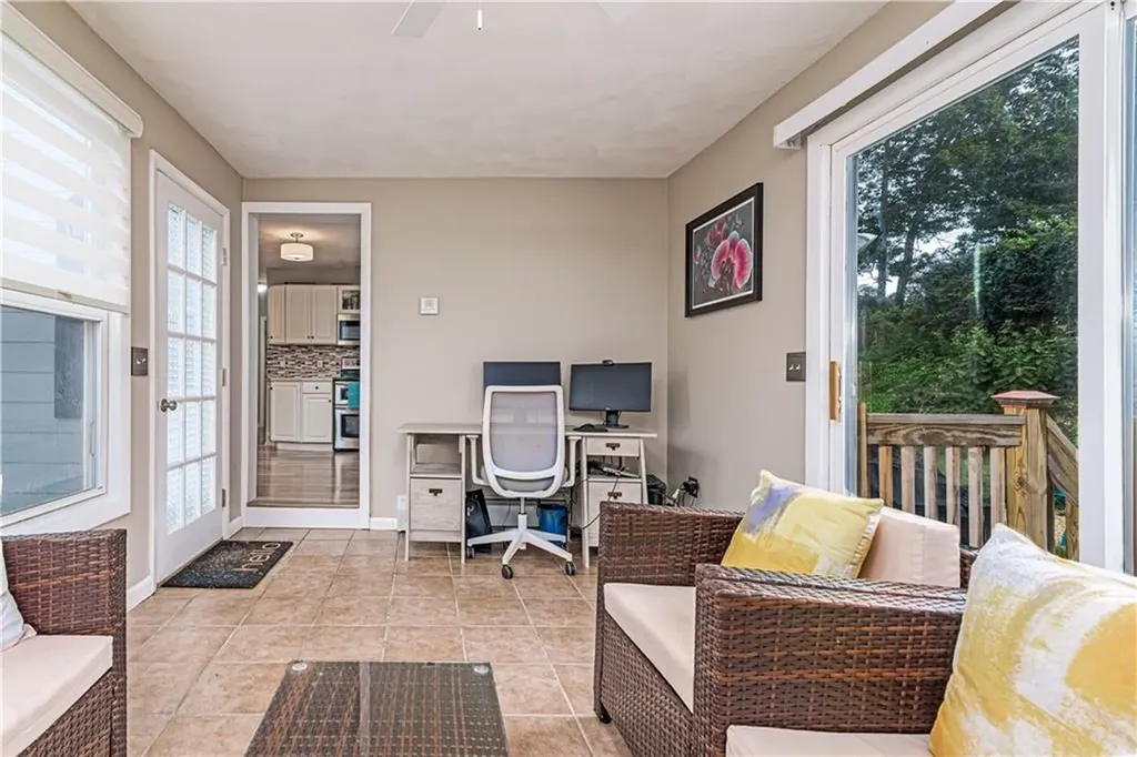 50 Hopedale Drive West Warwick RI 02893