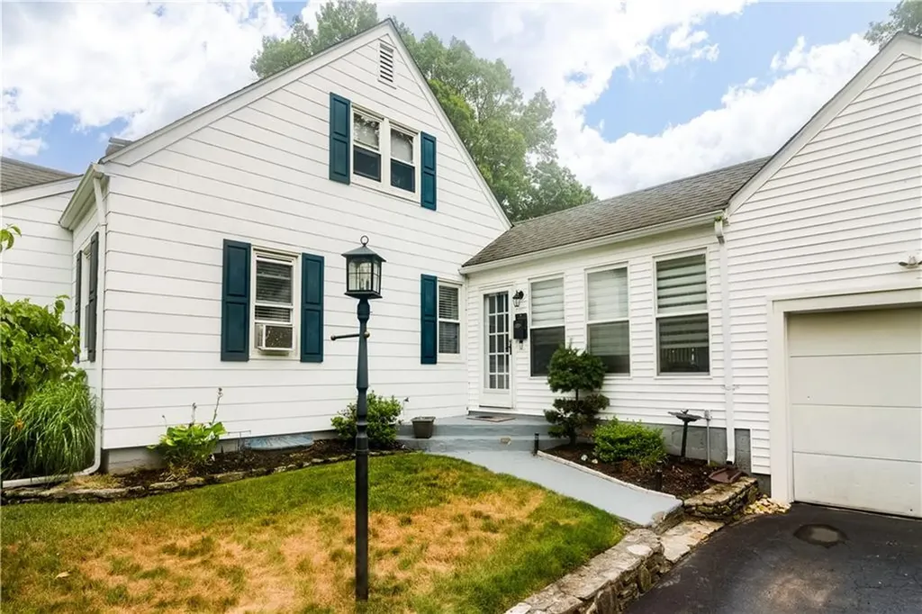 50 Hopedale Drive West Warwick RI 02893