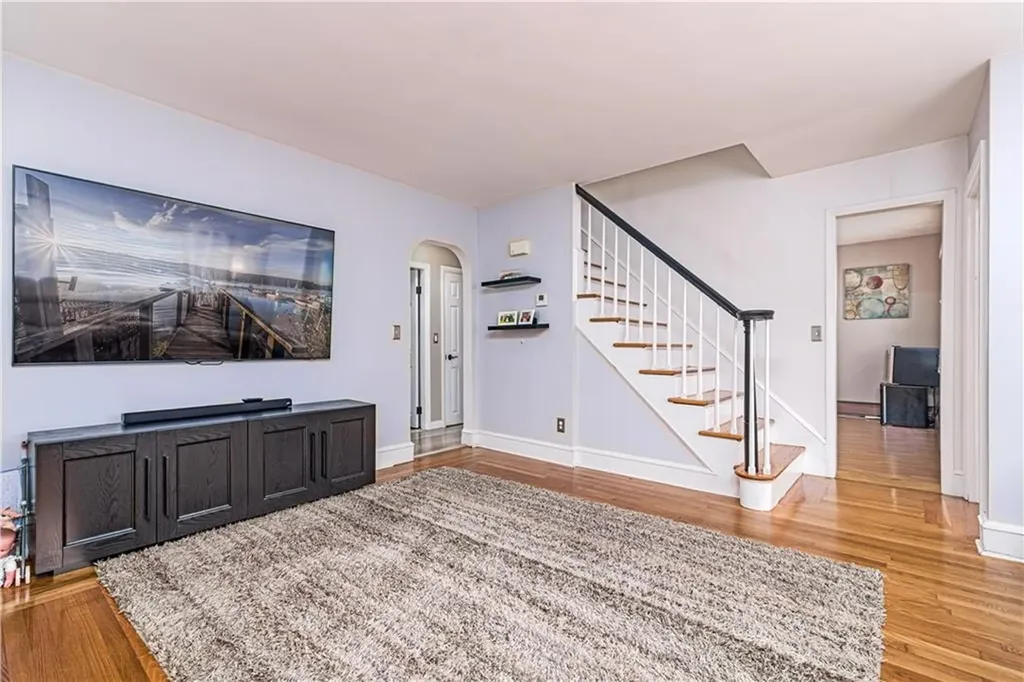 50 Hopedale Drive West Warwick RI 02893