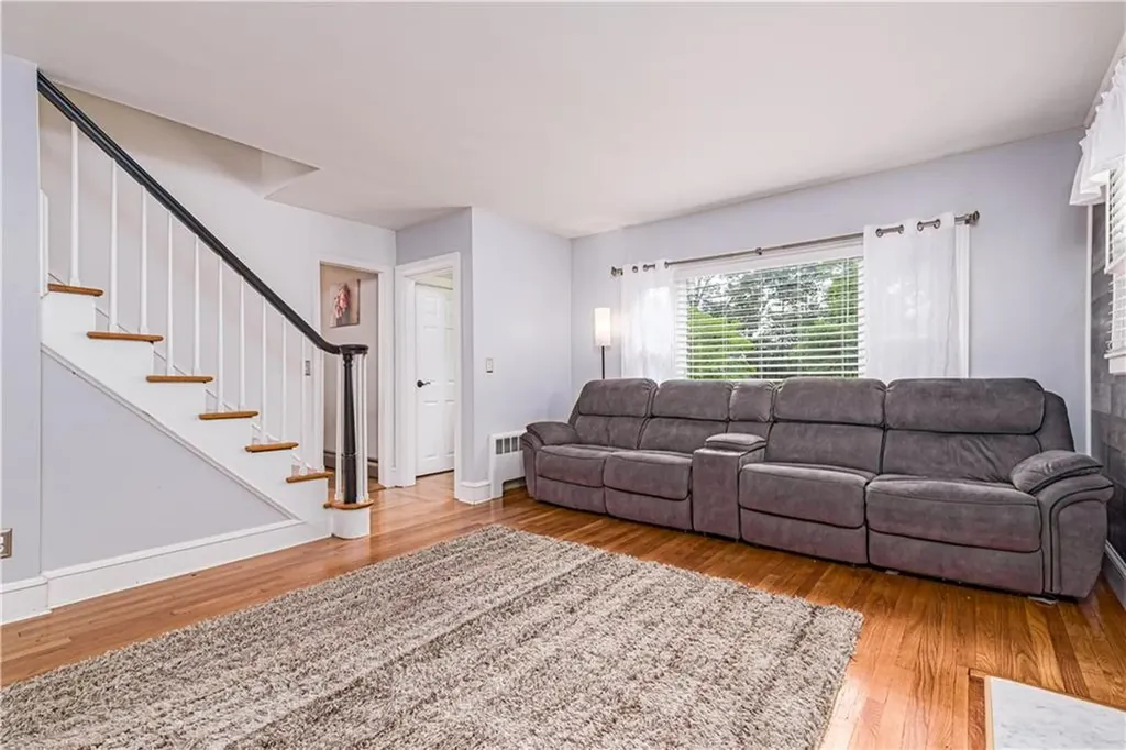 50 Hopedale Drive West Warwick RI 02893