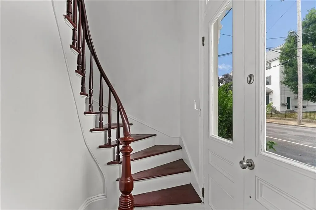 230 Pawtucket Avenue Pawtucket RI 02860