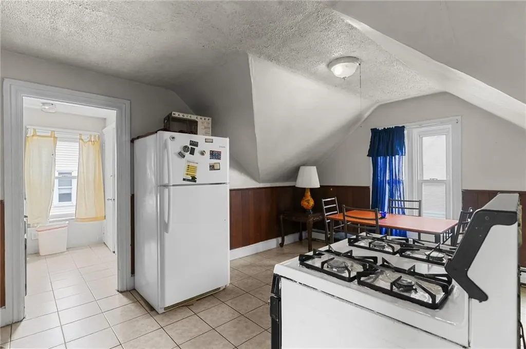 230 Pawtucket Avenue Pawtucket RI 02860