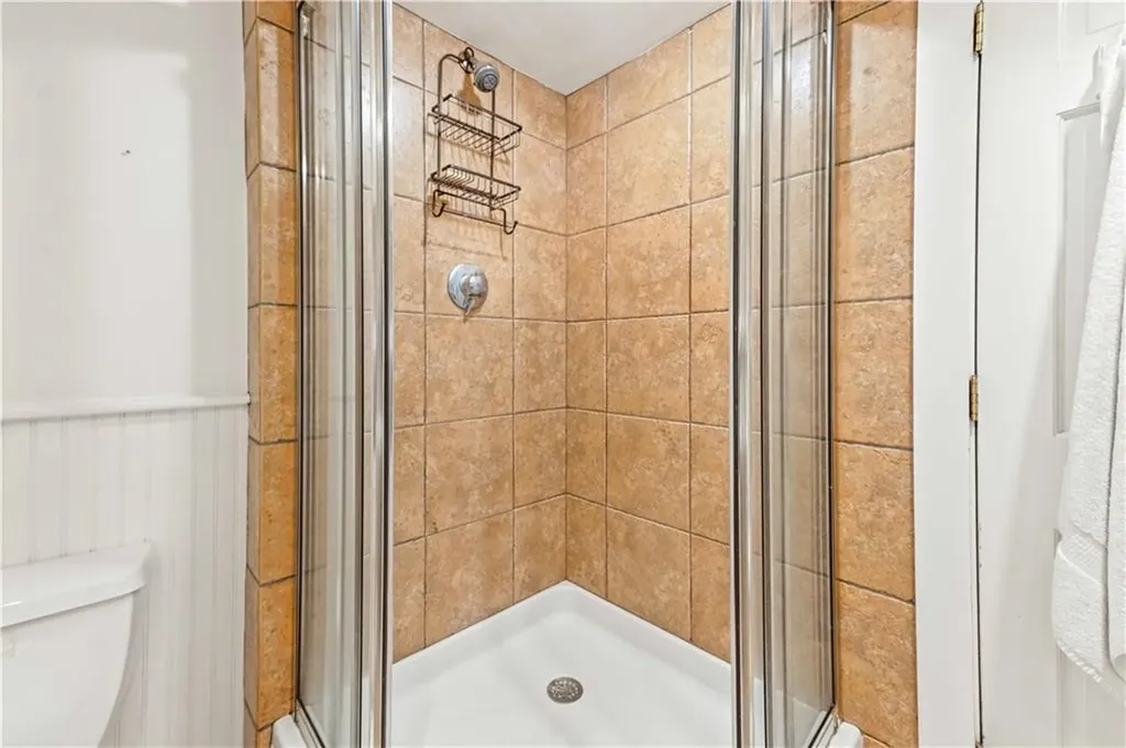 128 Eustis Avenue Newport RI 02840