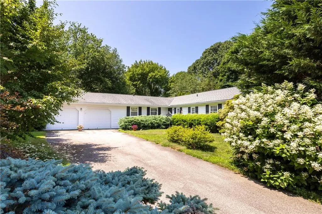 2 Quail Run Westerly RI 02891