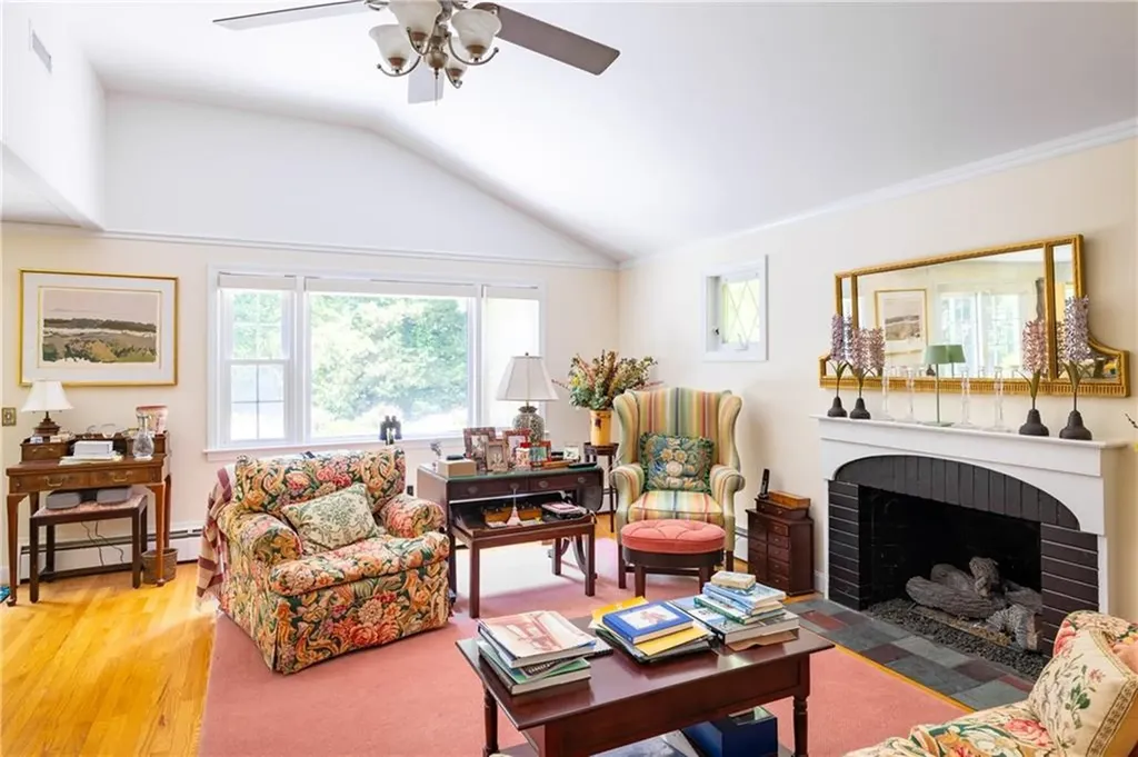 2 Quail Run Westerly RI 02891