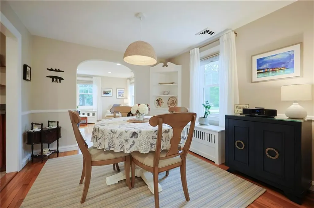 72 Audubon Road Warwick RI 02888