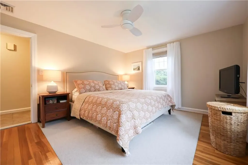 72 Audubon Road Warwick RI 02888