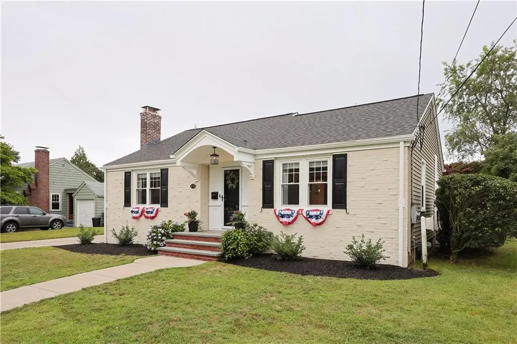 72 Audubon Road Warwick RI 02888