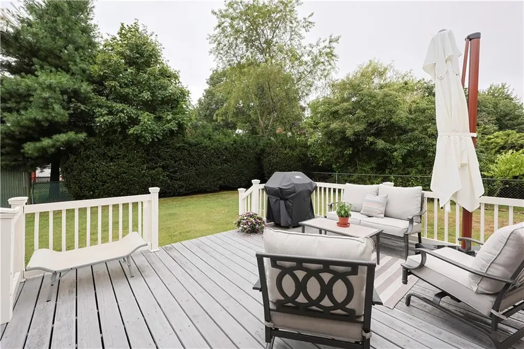 72 Audubon Road Warwick RI 02888