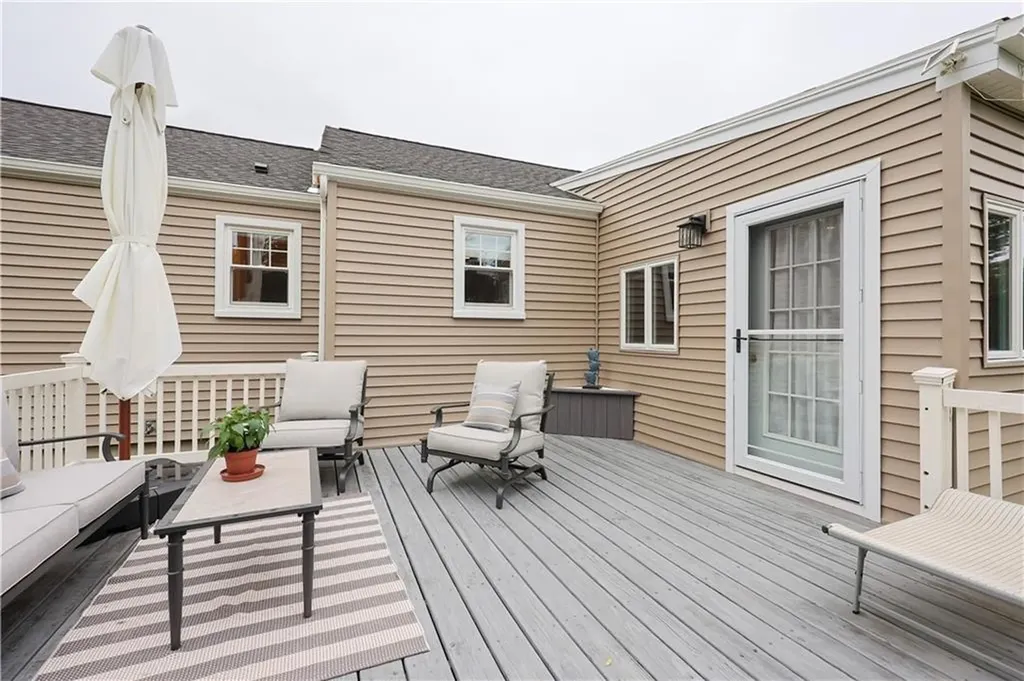 72 Audubon Road Warwick RI 02888
