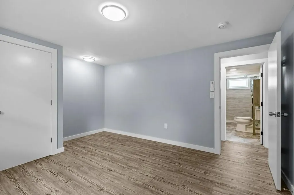 132 Maple Avenue Middletown RI 02842