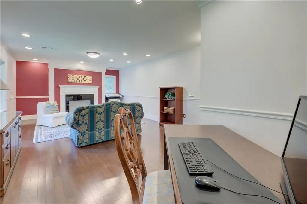23 Pine Top Road Barrington RI 02806