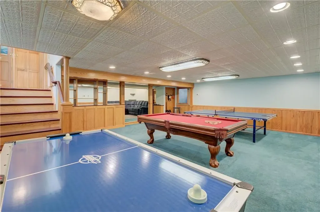 23 Pine Top Road Barrington RI 02806