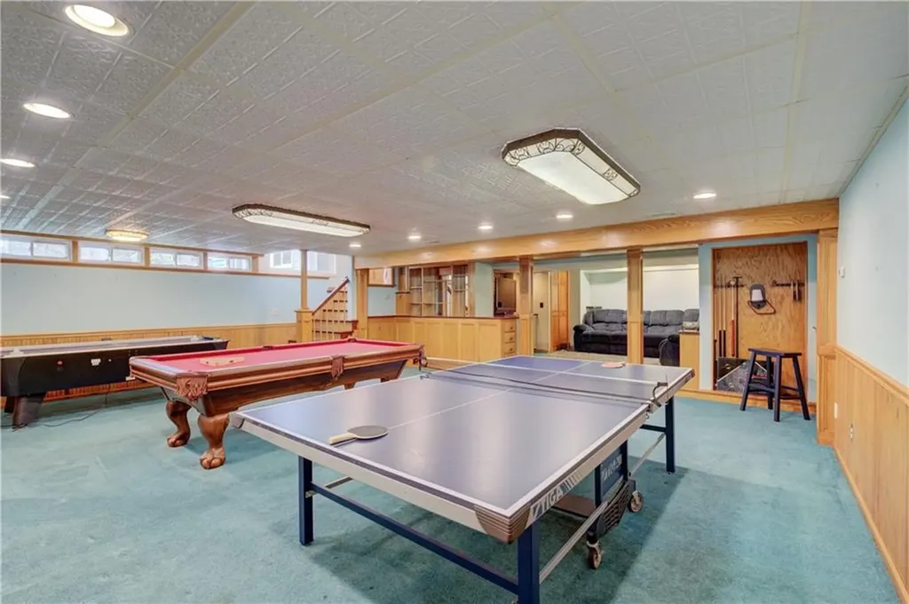 23 Pine Top Road Barrington RI 02806