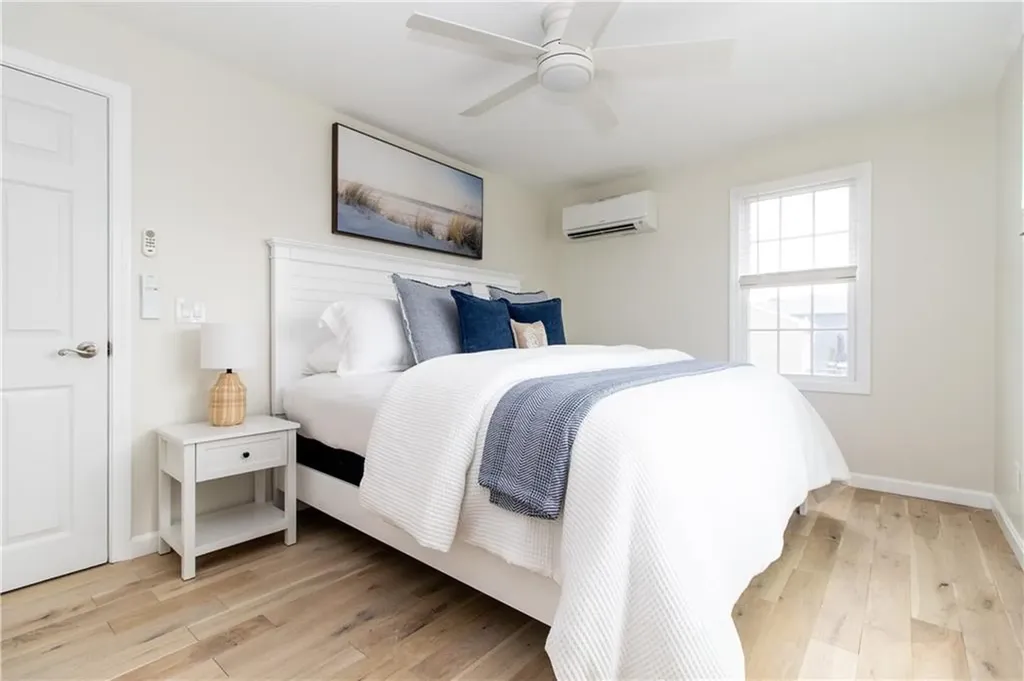 103 Saltaire Avenue Narragansett RI 02882