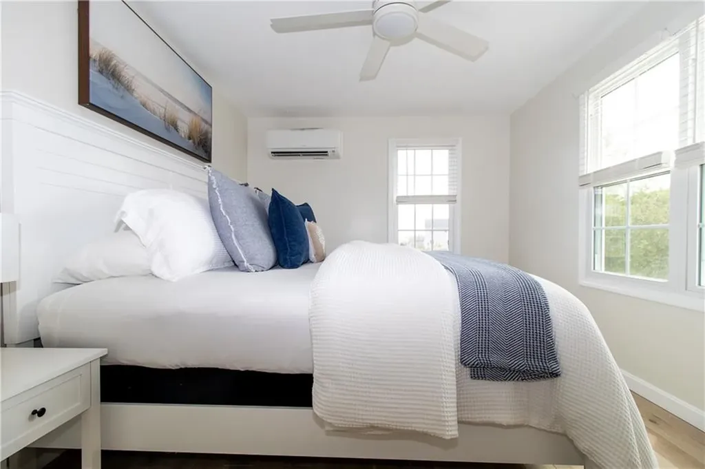 103 Saltaire Avenue Narragansett RI 02882