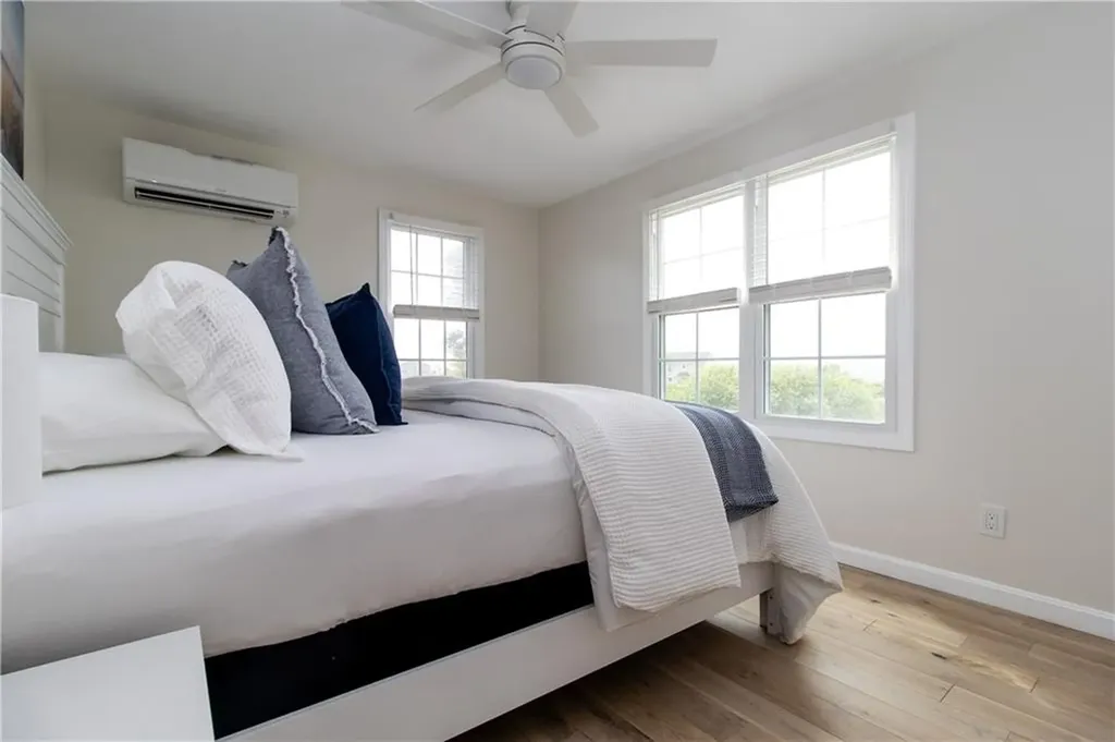 103 Saltaire Avenue Narragansett RI 02882