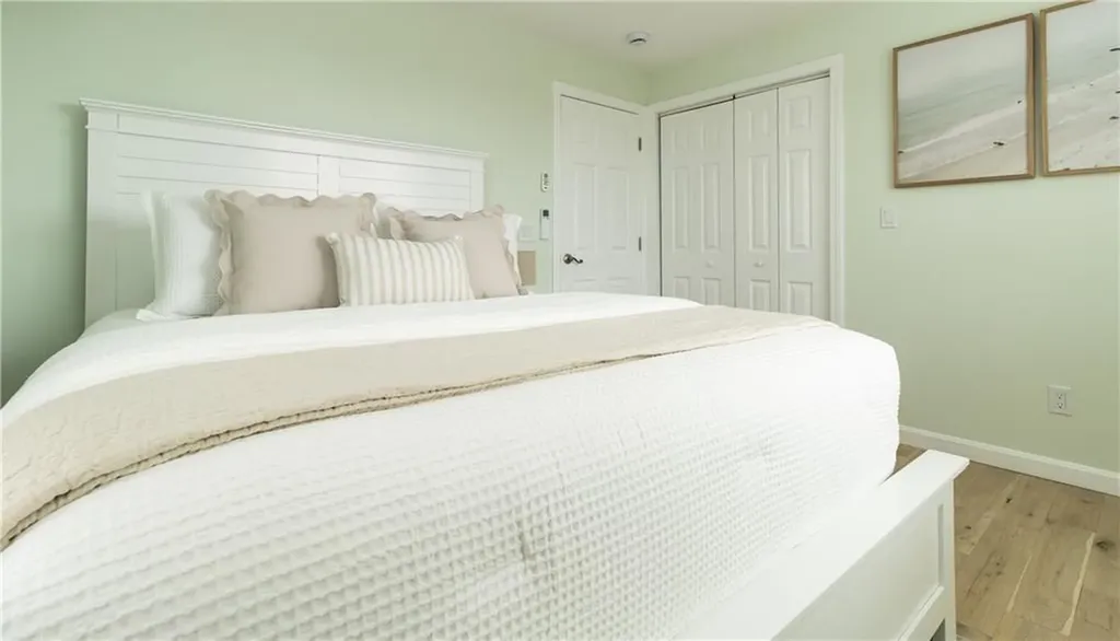 103 Saltaire Avenue Narragansett RI 02882