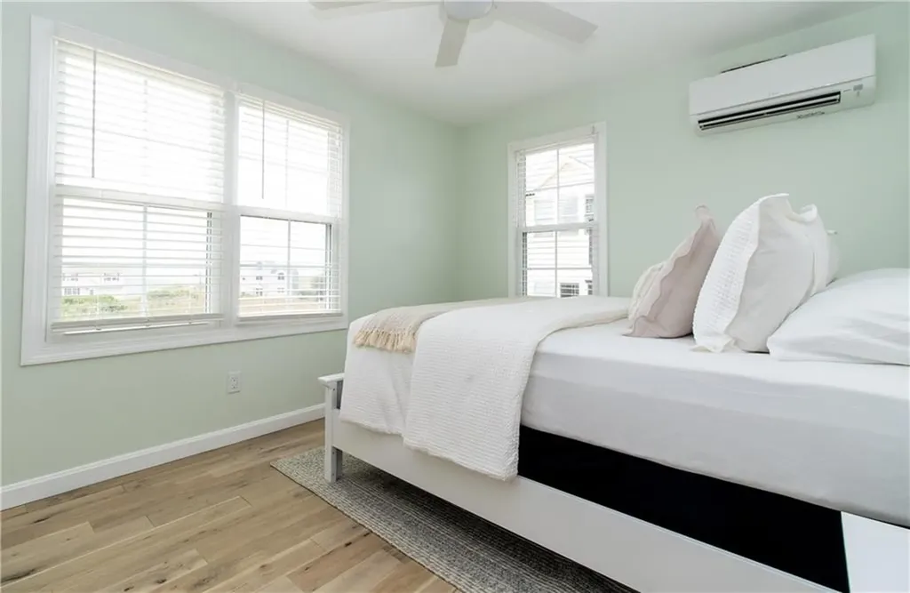 103 Saltaire Avenue Narragansett RI 02882