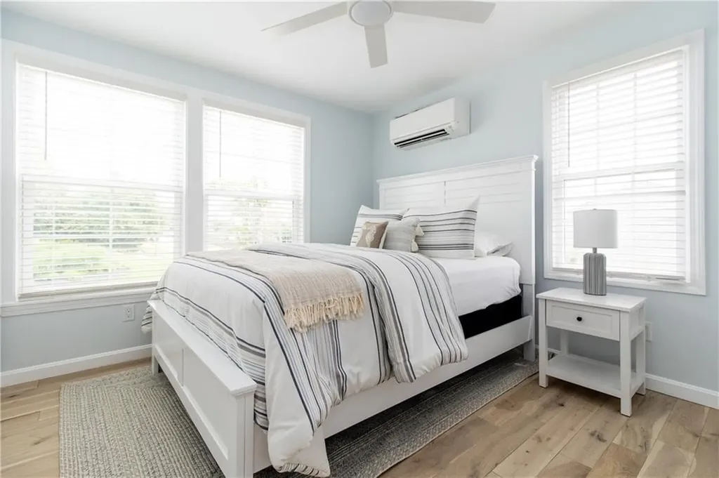 103 Saltaire Avenue Narragansett RI 02882