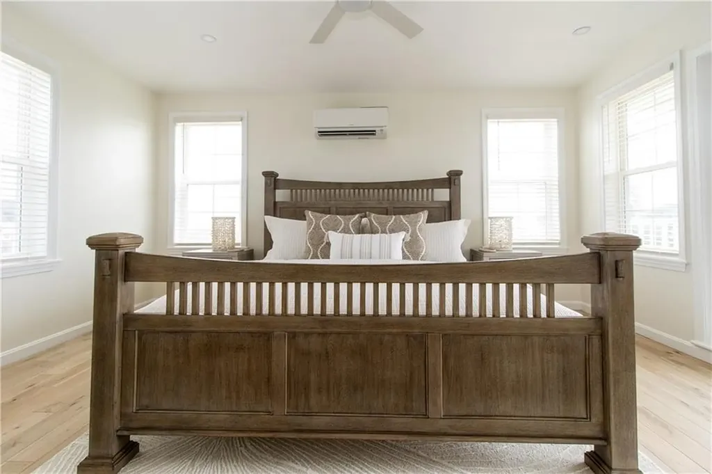 103 Saltaire Avenue Narragansett RI 02882