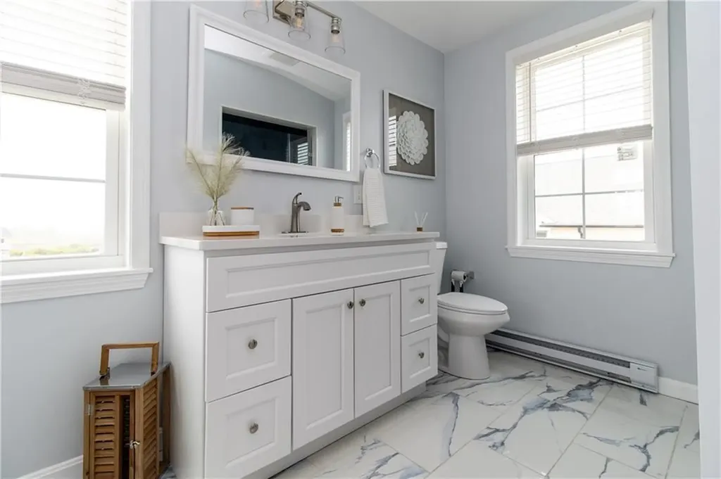 103 Saltaire Avenue Narragansett RI 02882
