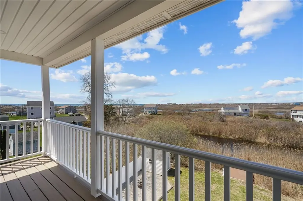 103 Saltaire Avenue Narragansett RI 02882