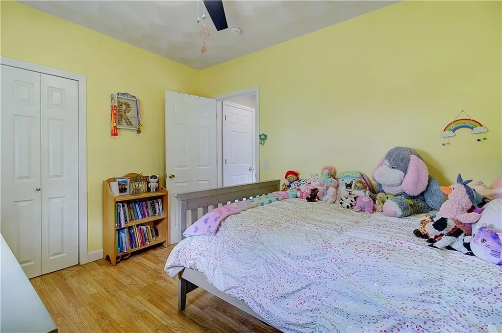 73 Fessenden Street Warwick RI 02886
