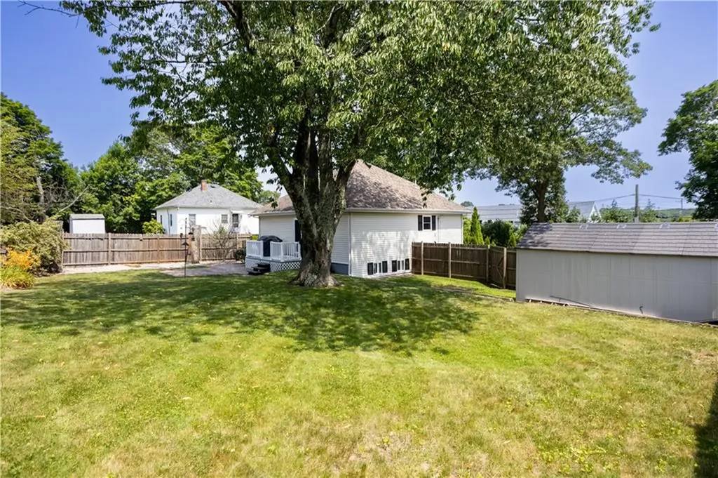 73 Fessenden Street Warwick RI 02886
